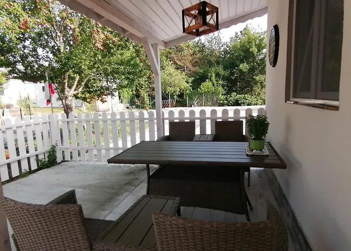 Apartman *костадин и мария* *