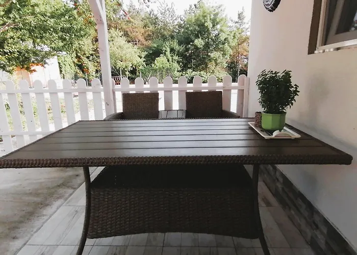 Apartman *костадин и мария* *