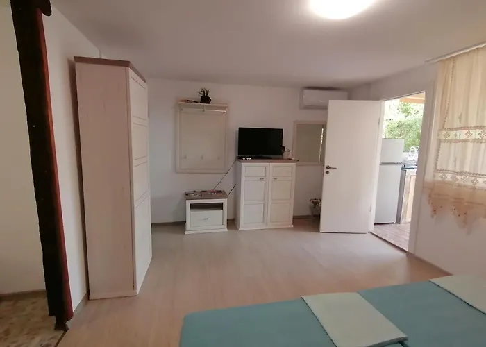 Apartman *костадин и мария* *